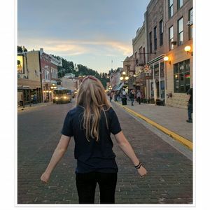 Meet your Posher, Rachel